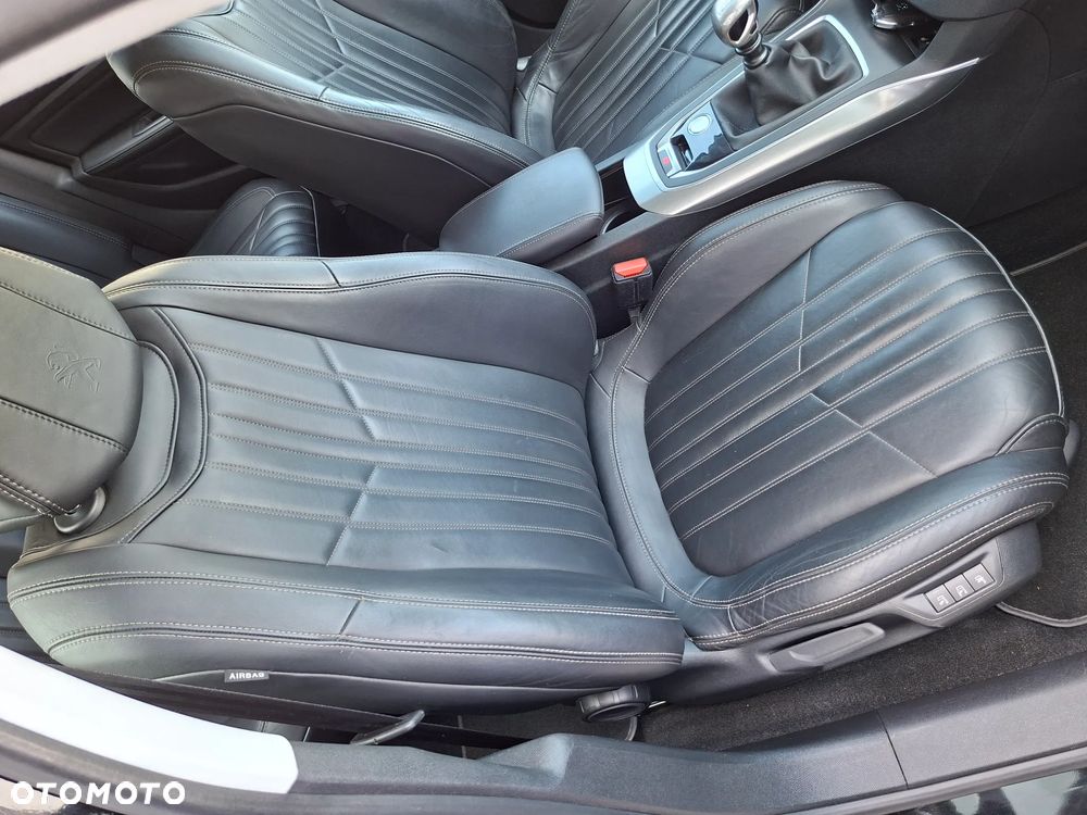 Peugeot 308 BlueHDi FAP 120 Stop & Start Allure - 33