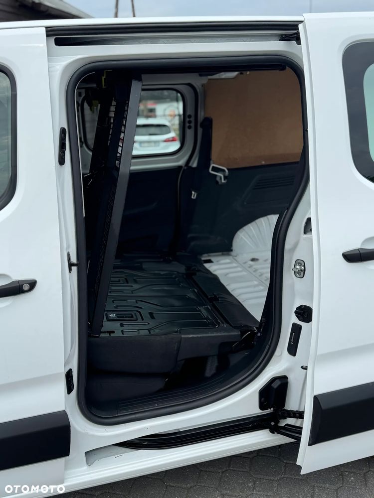 Toyota Proace City - 13
