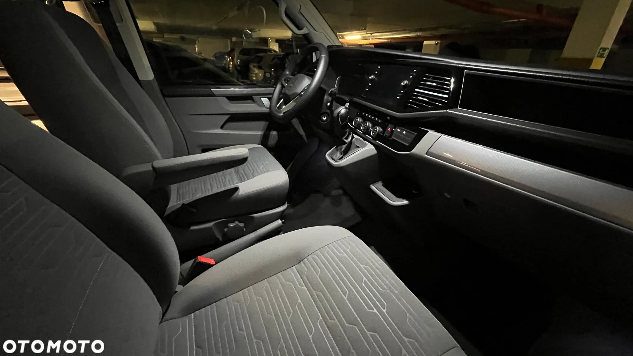Volkswagen California - 12