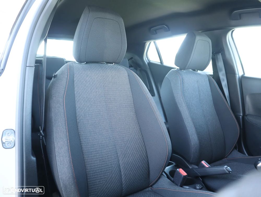 Peugeot 2008 1.2 PureTech Style - 4