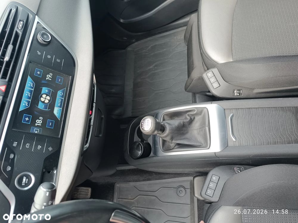 Citroën C4 Picasso - 22