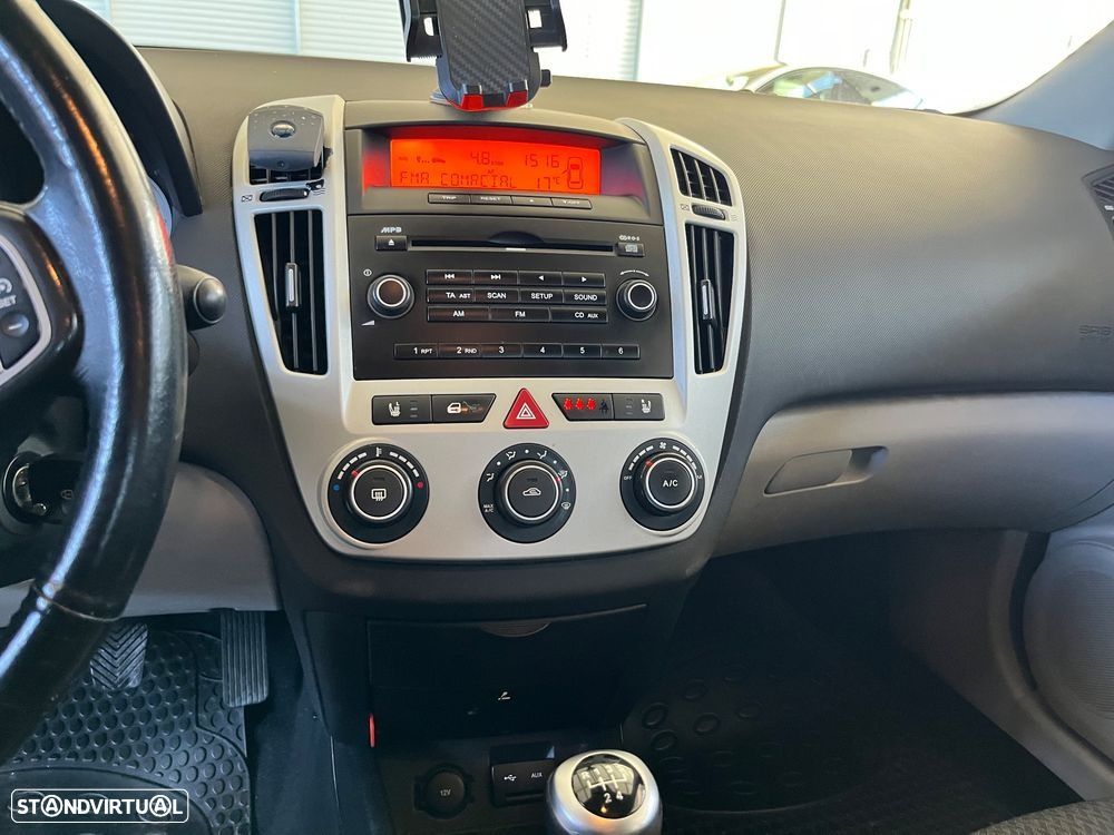 Kia Ceed SW 1.6 CRDi TX - 10
