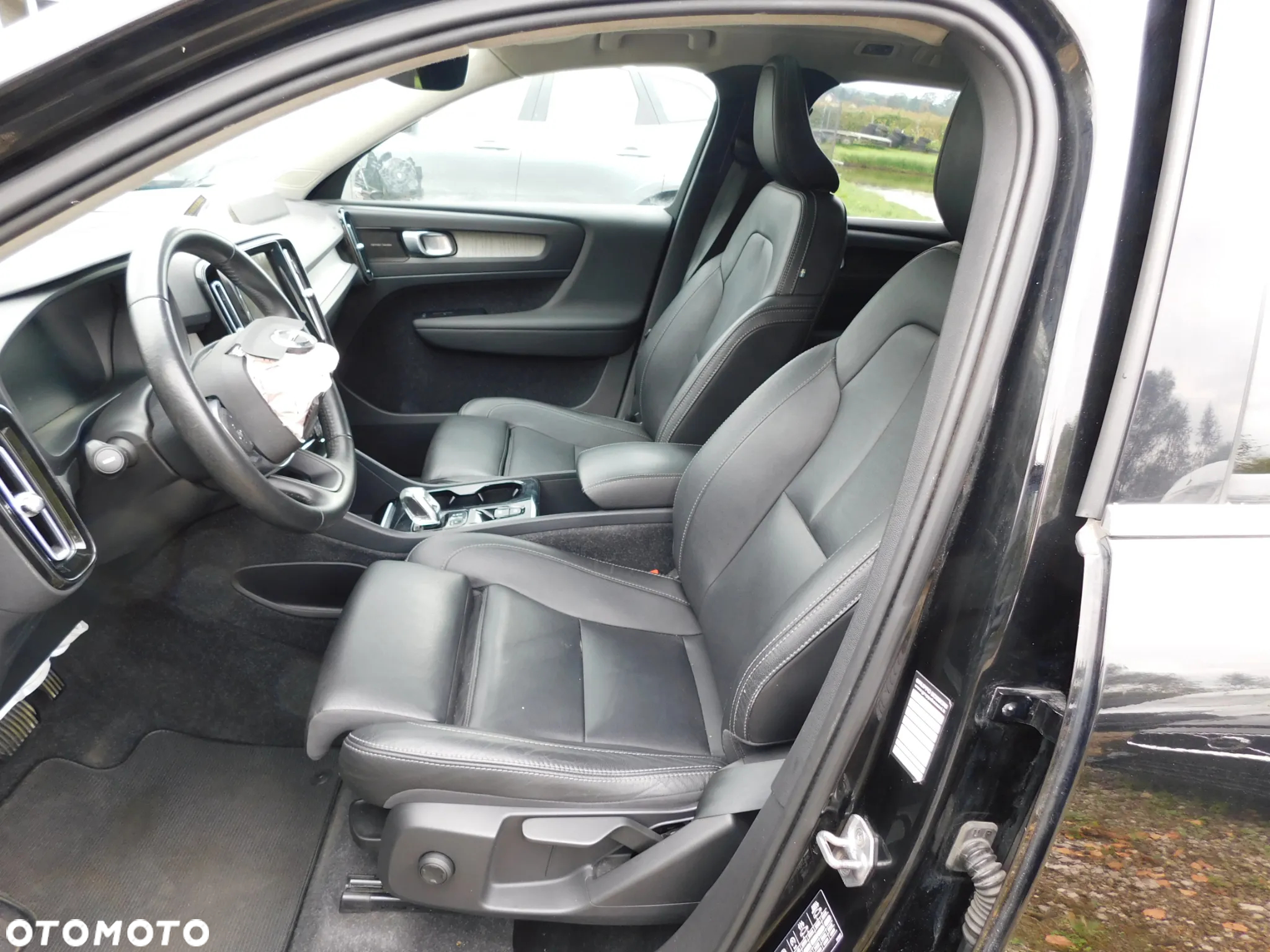 Volvo XC 40 B4 AWD Plus Bright - 6