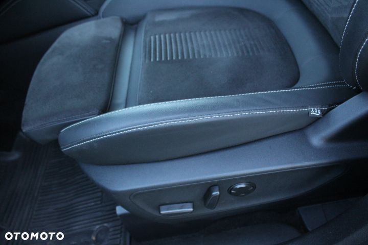 Ford Kuga 2.5P PHEV FWD Active X eCVT - 16
