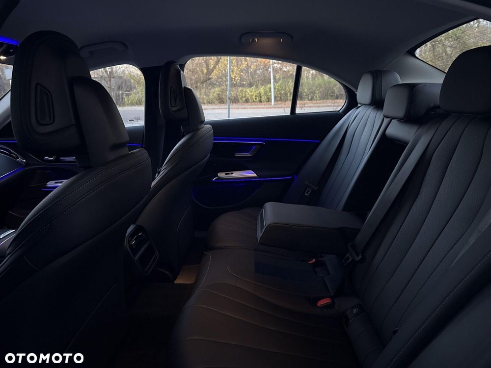 Mercedes-Benz Klasa E - 18