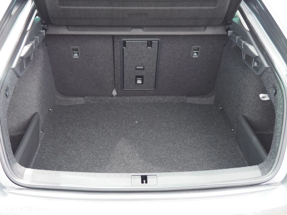 Skoda Octavia 1.5 TSI mHEV Drive Selection DSG - 12