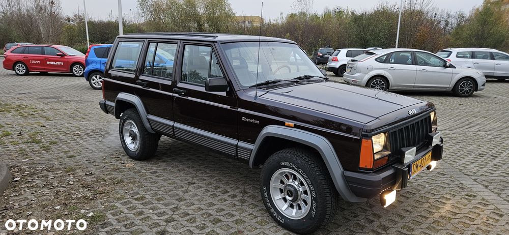 Jeep Cherokee - 2