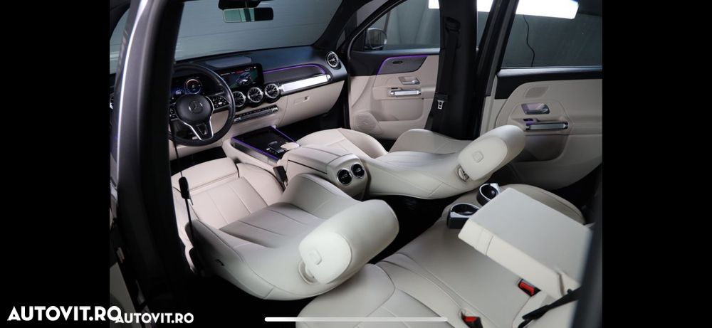 Mercedes-Benz EQB 300 4MATIC - 9
