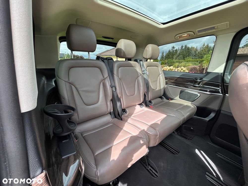 Mercedes-Benz Klasa V 300 d 4-Matic Avantgarde 9G-Tronic (długi) - 17
