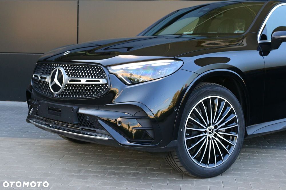Mercedes-Benz GLC 220 d mHEV 4-Matic AMG Line - 11