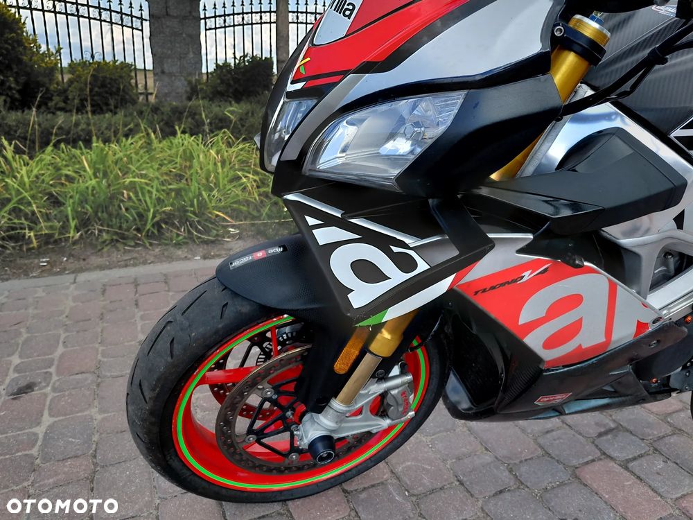 Aprilia Tuono - 10