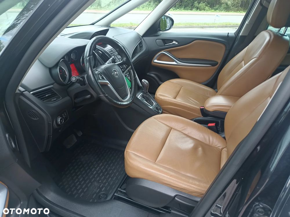 Opel Zafira 2.0 CDTI Cosmo - 8