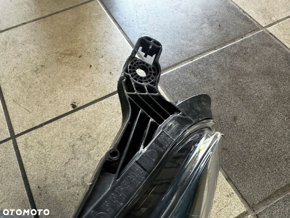 RENAULT KADJAR REFLEKTOR LEWY SOCZEWKA LED LAMPA LEWA 260602051R - 8