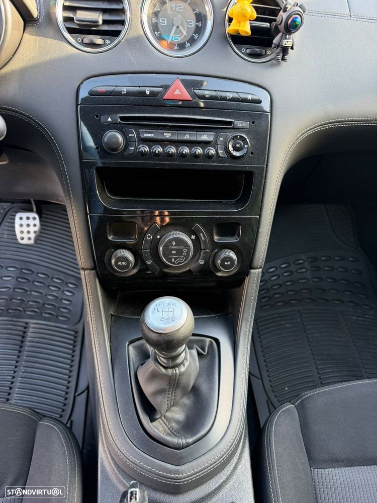 Peugeot RCZ 1.6 THP - 29