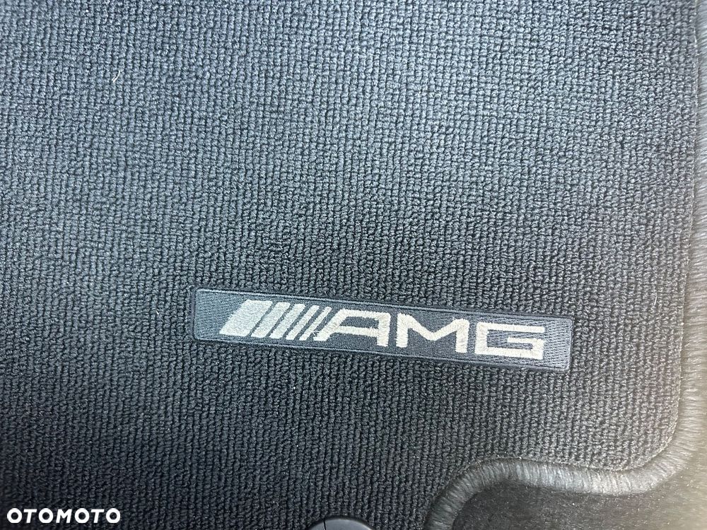 Mercedes-Benz Klasa C 250 7G-TRONIC AMG Line - 19