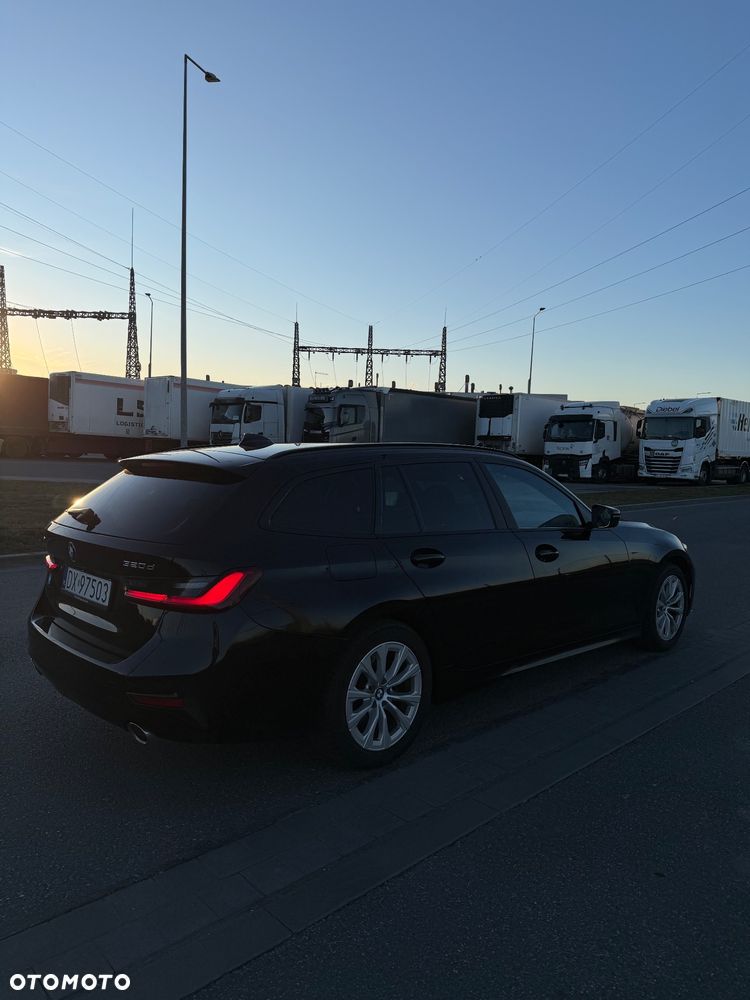 BMW Seria 3 320d xDrive - 4