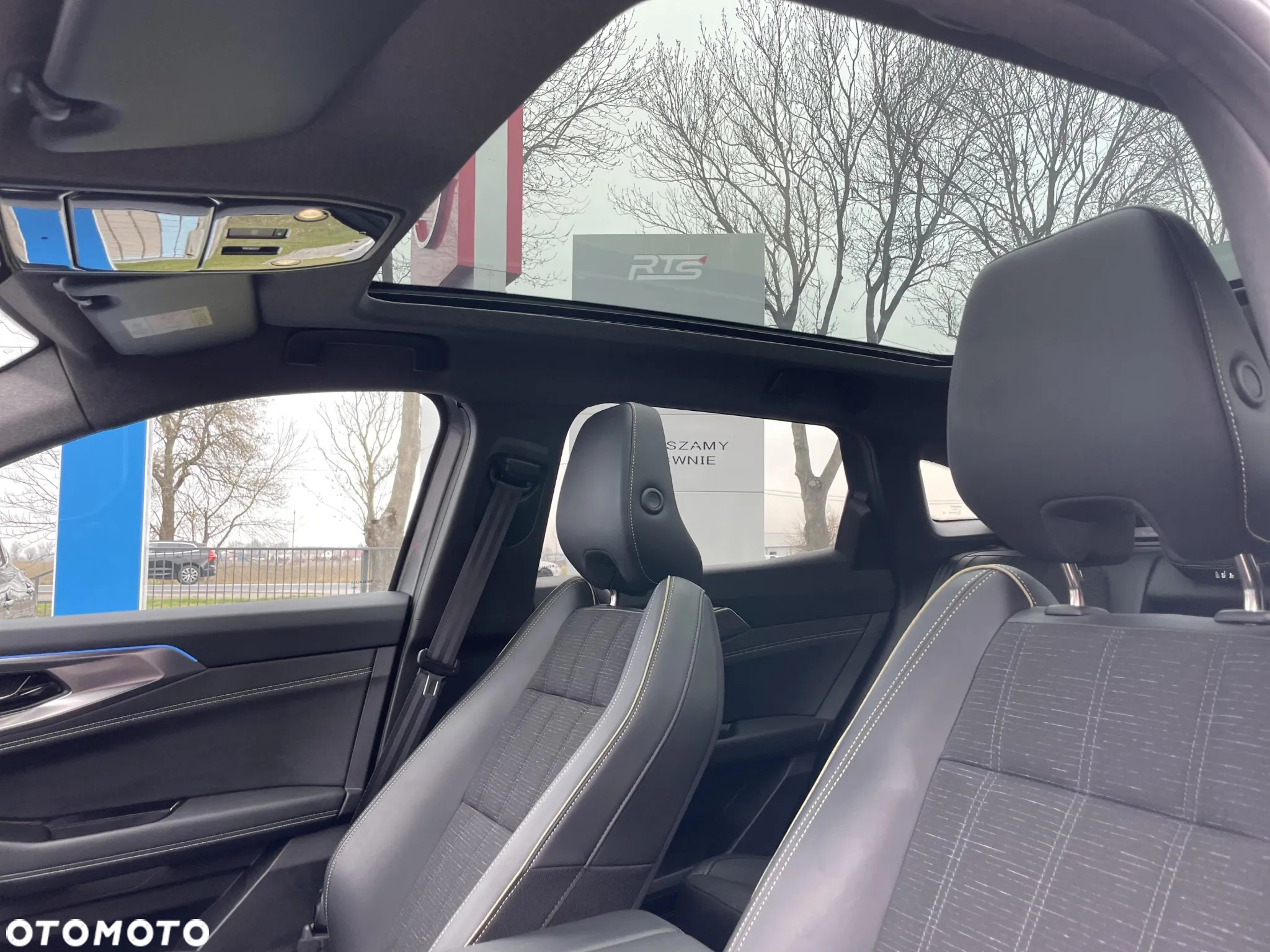 Renault Austral 1.2 E-Tech Full Hybrid 200 Iconic MMT - 25