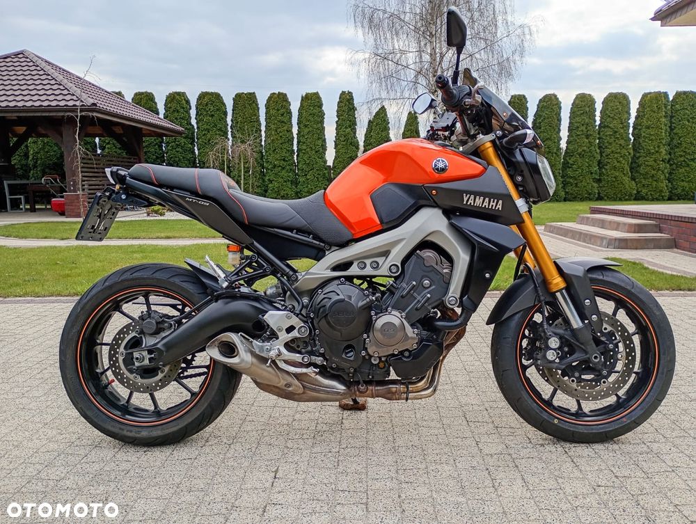 Yamaha MT - 2
