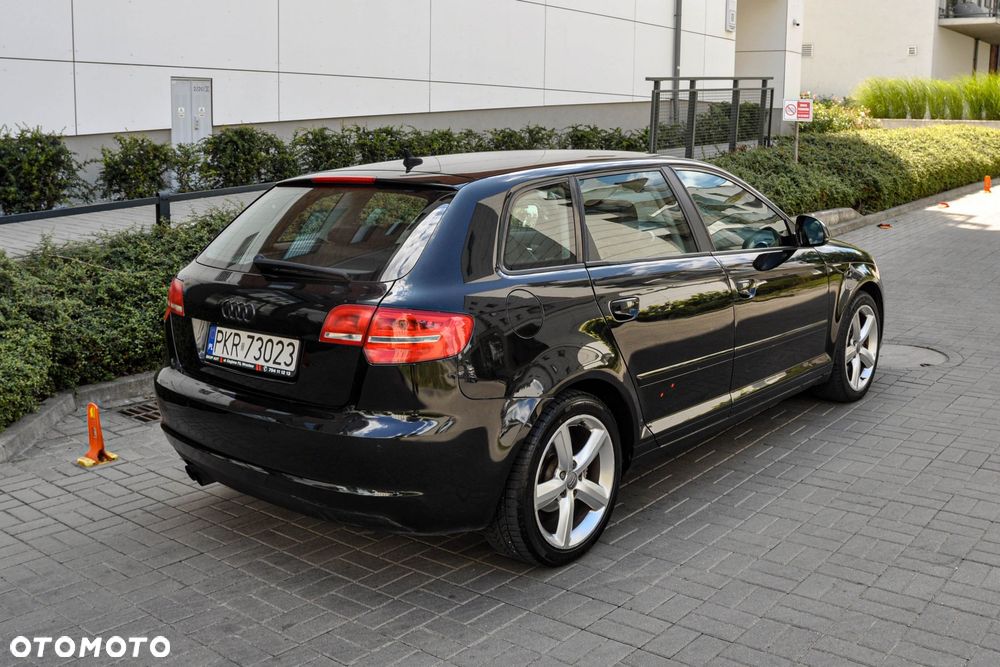 Audi A3 Sportback - 4