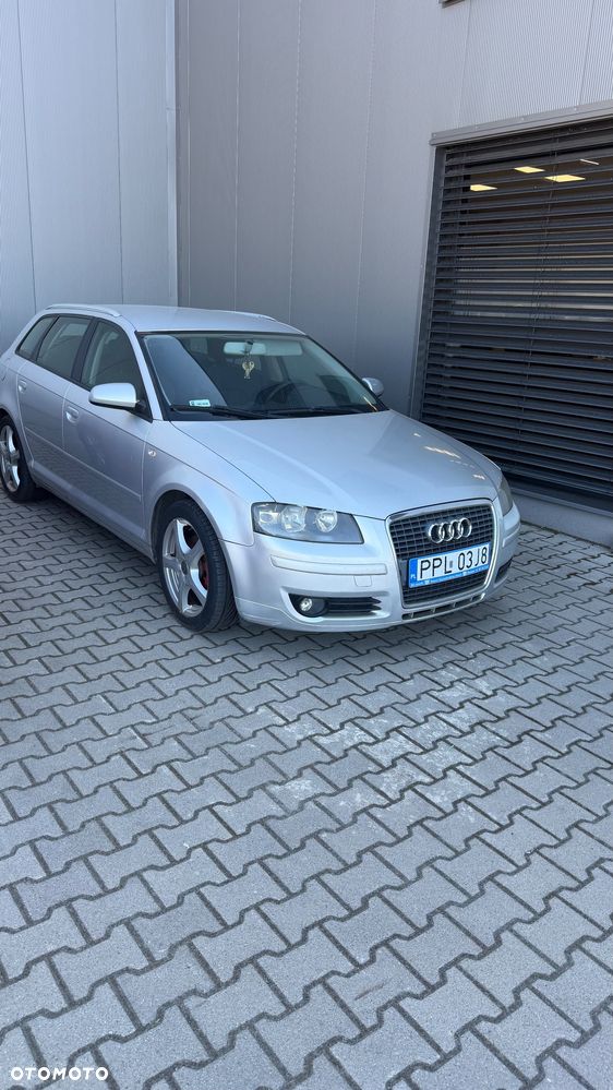 Audi A3 Sportback 2.0 TDI DPF S tronic Attraction - 1
