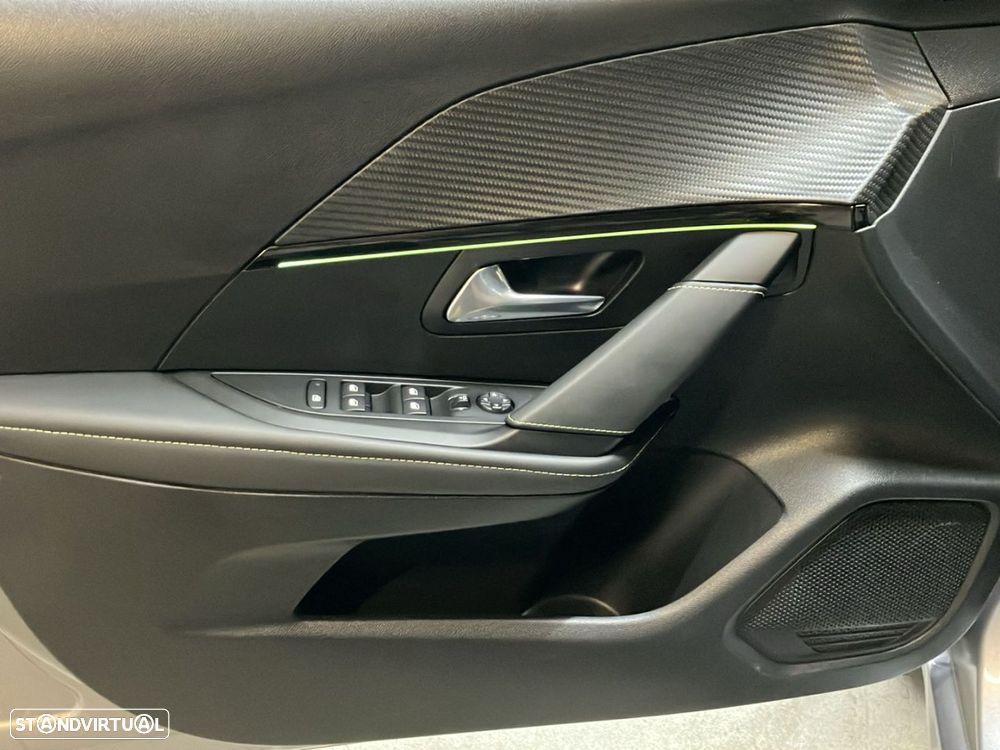 Peugeot e-208 50 kWh GT - 21