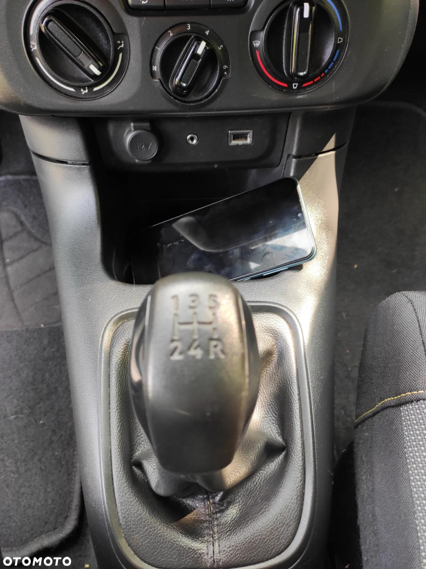Citroën C3 1.2 PureTech GPF Feel - 18