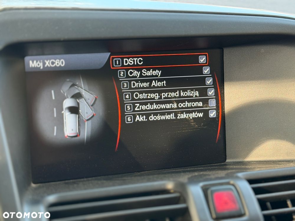 Volvo XC 60 - 24