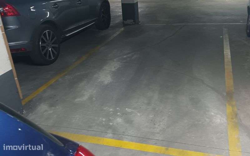 Arrendo estacionamento Benfica - Grande imagem: 2/3
