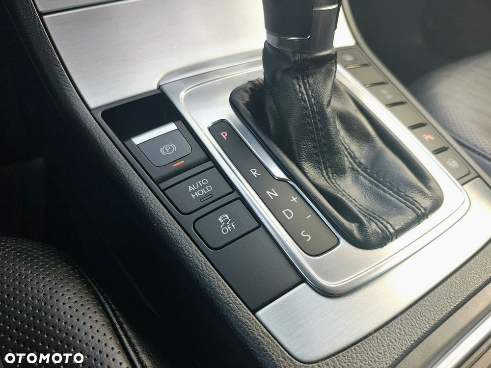 Volkswagen Passat 2.0 TDI DPF Highline DSG - 35