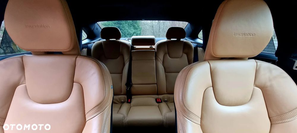 Volvo S90 D4 Inscription - 32