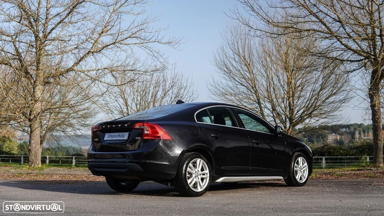 Volvo S60 2.0 D3 Momentum Start/Stop - 18