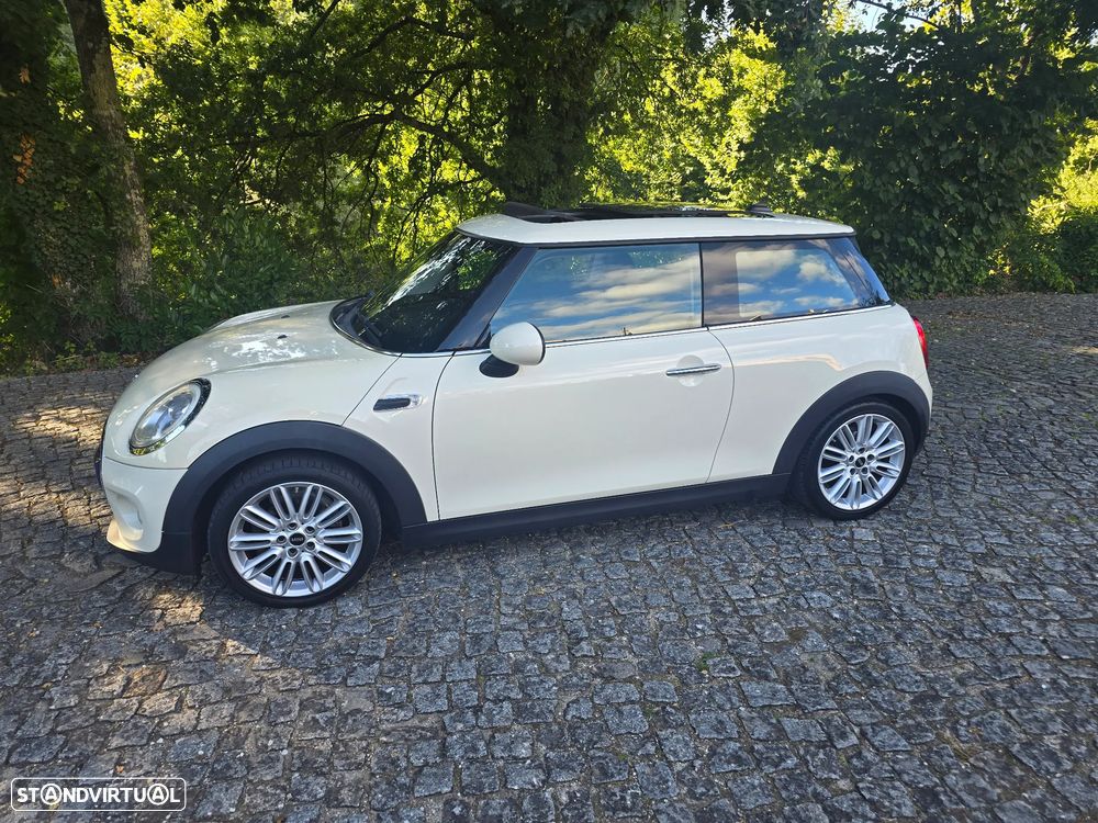 MINI 3 Portas Cooper D - 1