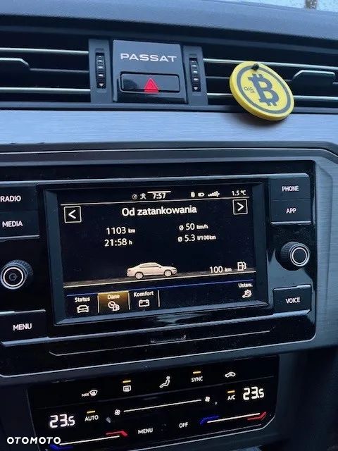 Volkswagen Passat - 9