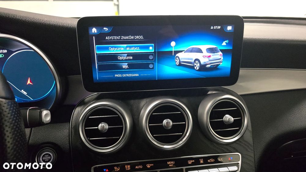 Mercedes-Benz GLC 300 de 4Matic 9G-TRONIC AMG Line Plus - 27