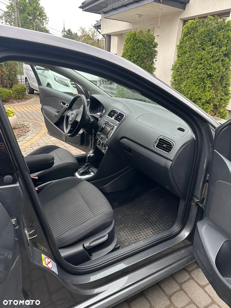 Volkswagen Polo 1.2 TSI Highline DSG - 12