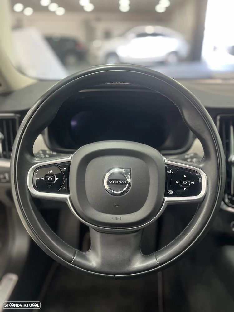 Volvo V90 Cross Country B5 B AWD Ultimate - 10