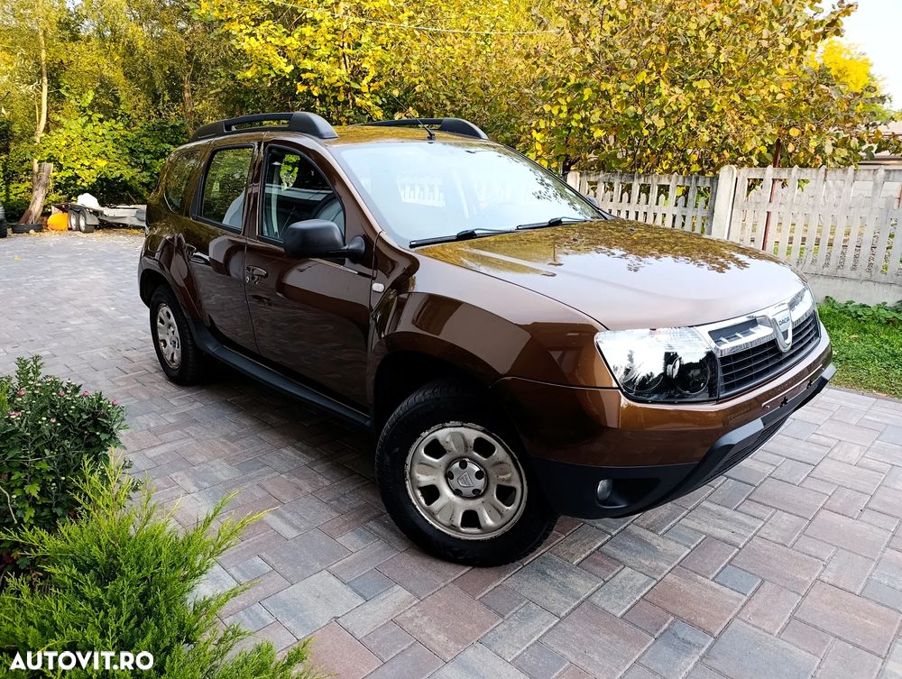 Dacia Duster 2010 photo 2