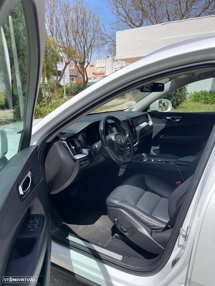 Volvo XC 40 - 3