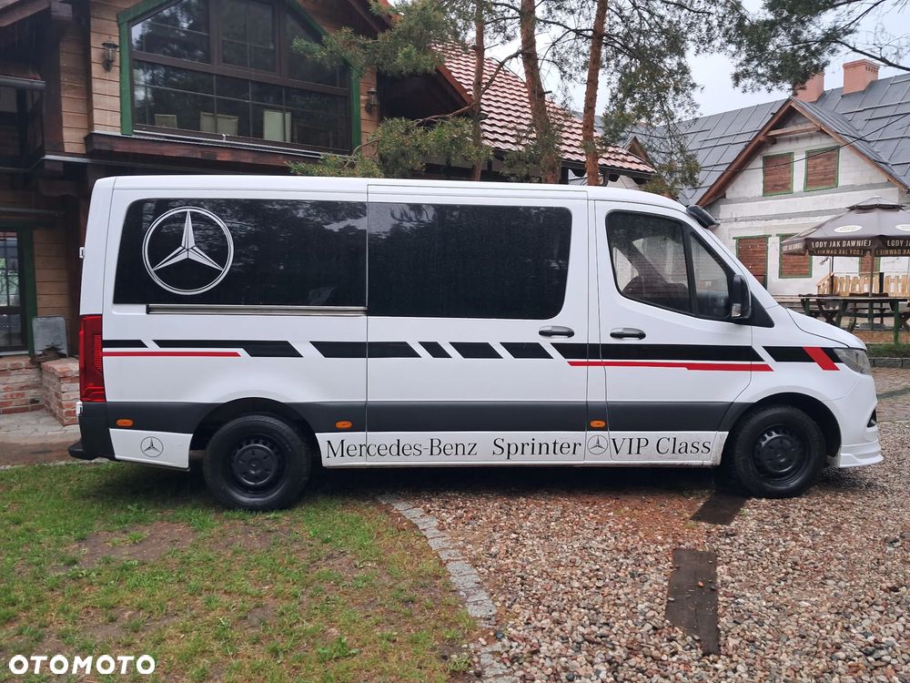 Mercedes-Benz Sprinter 907.221 - 4