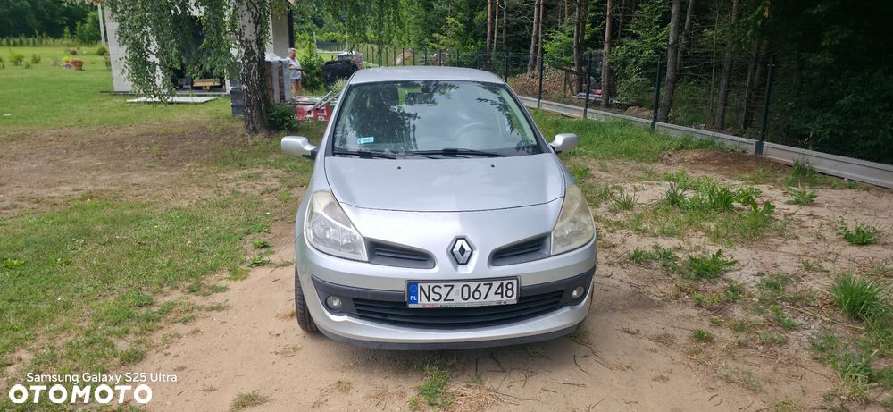 Renault Clio - 1