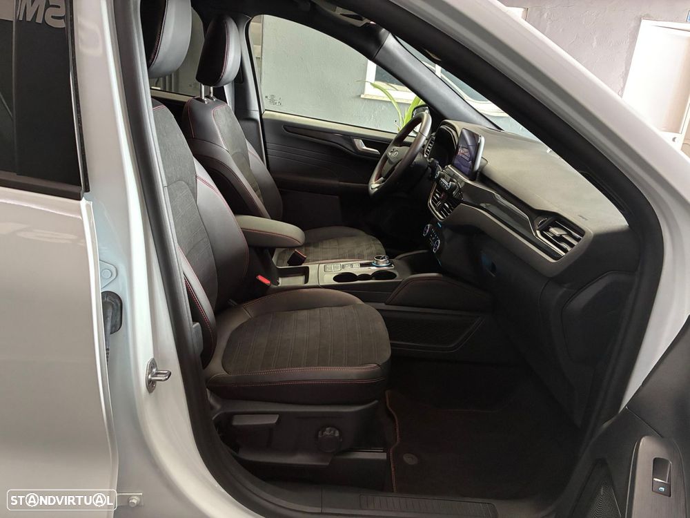Ford Kuga - 39