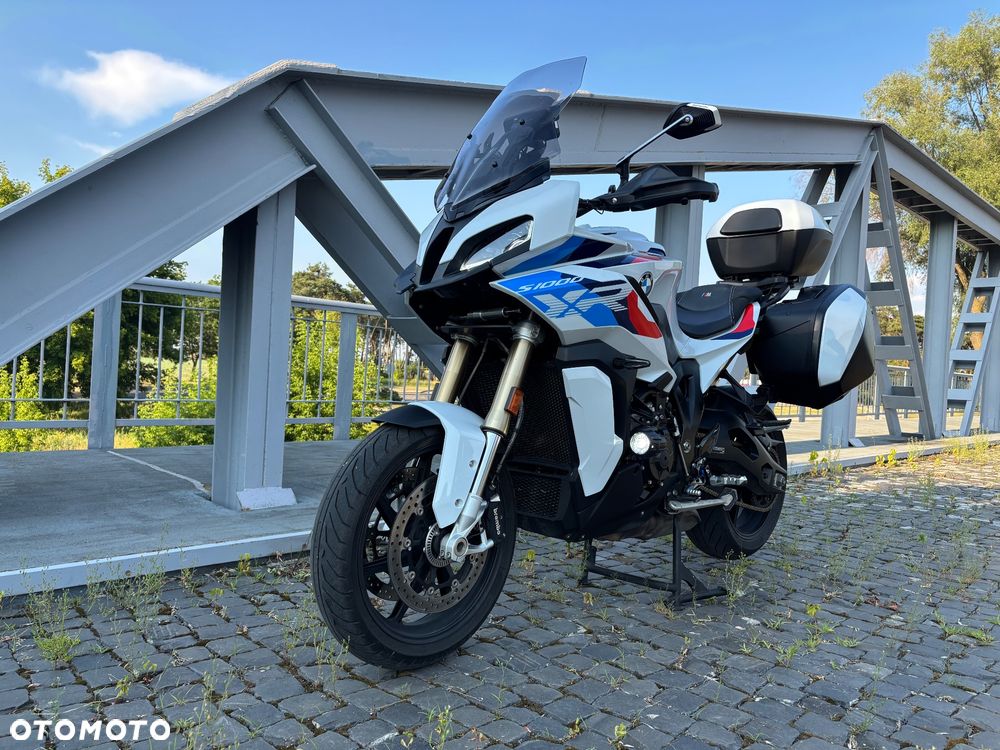 BMW XR - 1
