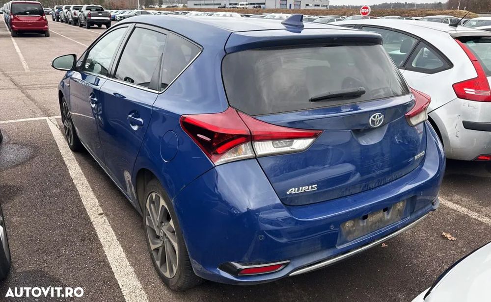 Toyota Auris 1.8 VVT-i Automatik Executive - 2