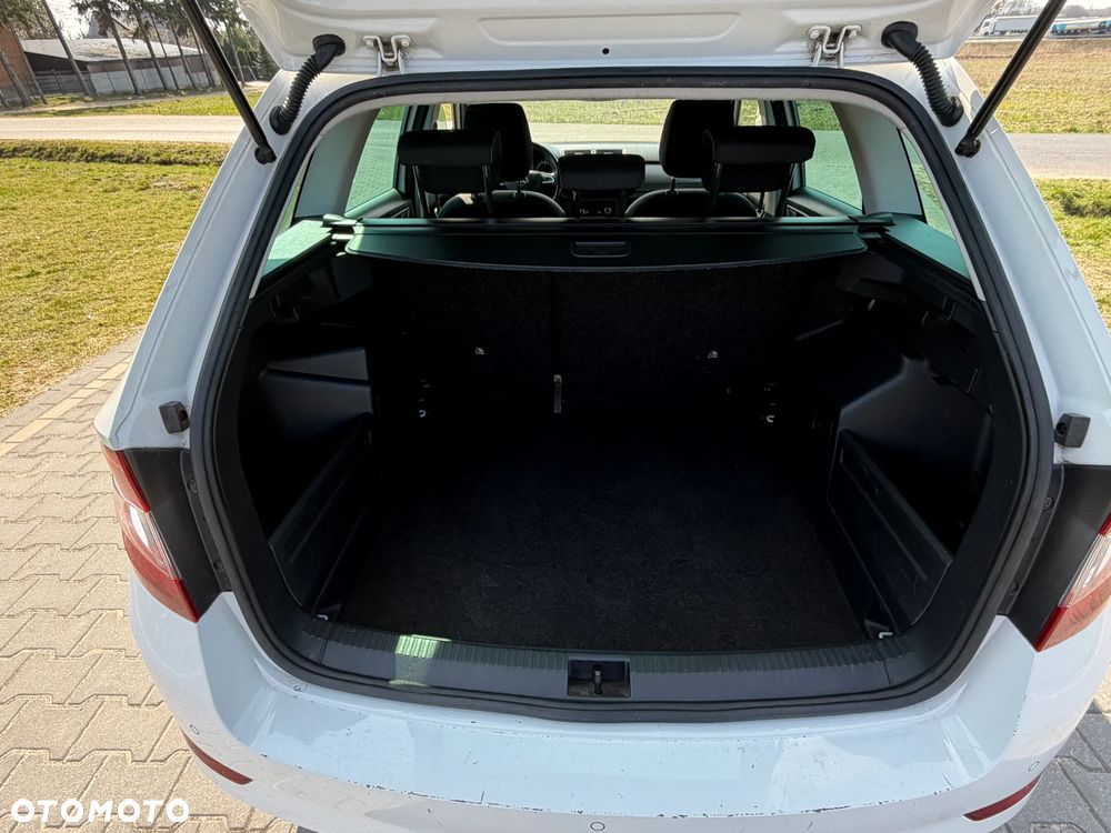 Skoda Fabia 1.0 TSI Essence - 15