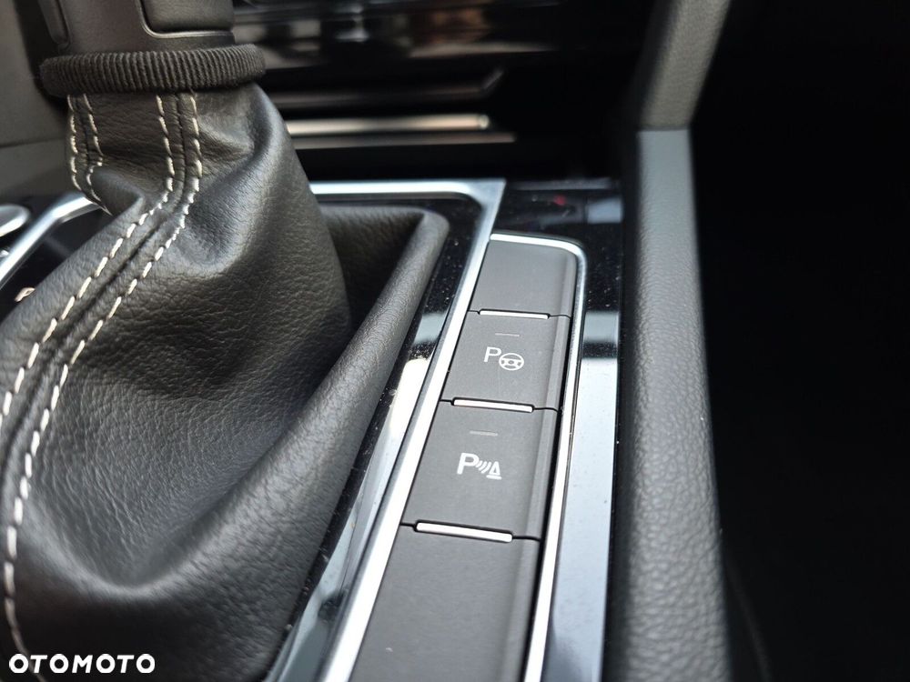 Volkswagen Arteon Shooting Brake 2.0 TSI R-Line DSG - 26