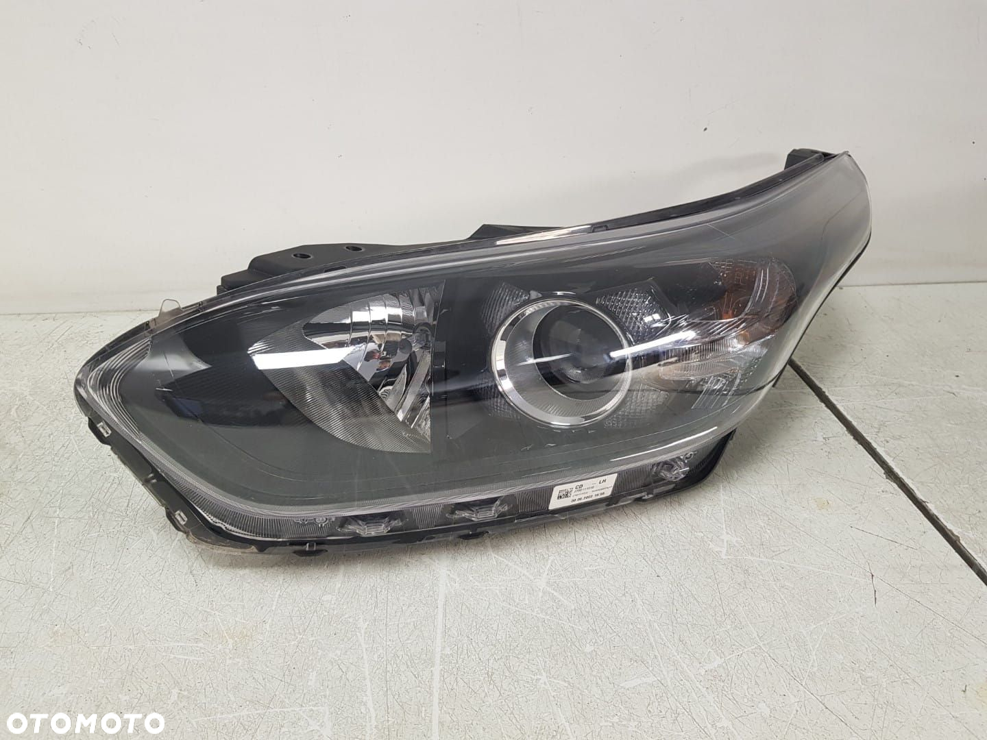 KIA PROCEED CEED 3 III LIFT CD LAMPA LEWA PRAWA LAMPY KOMPLET PRZÓD SOCZEWKA 92101J7051 92102J7051 - 9