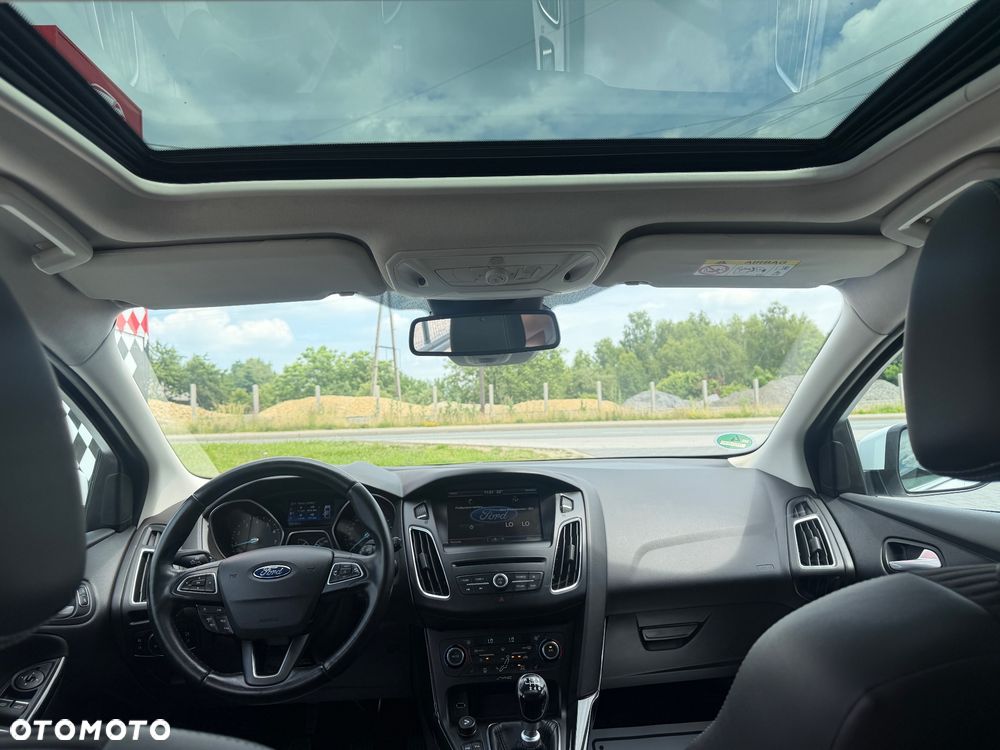 Ford Focus 1.0 EcoBoost Titanium ASS - 24