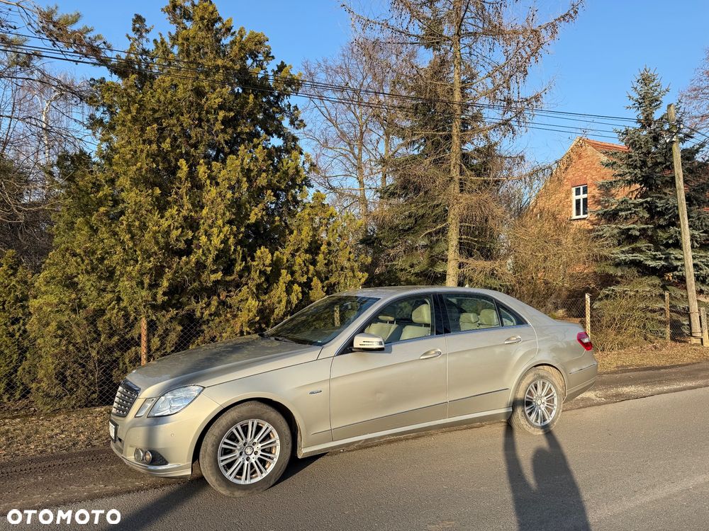 Mercedes-Benz Klasa E 200 BlueTEC 7G-TRONIC Avantgarde - 1