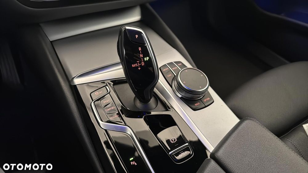 BMW Seria 5 - 18