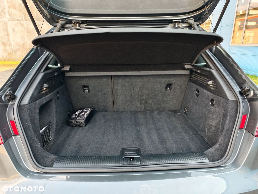 Audi A3 Sportback 1.4 TFSI cylinder on demand ultra S line Sportpaket - 17